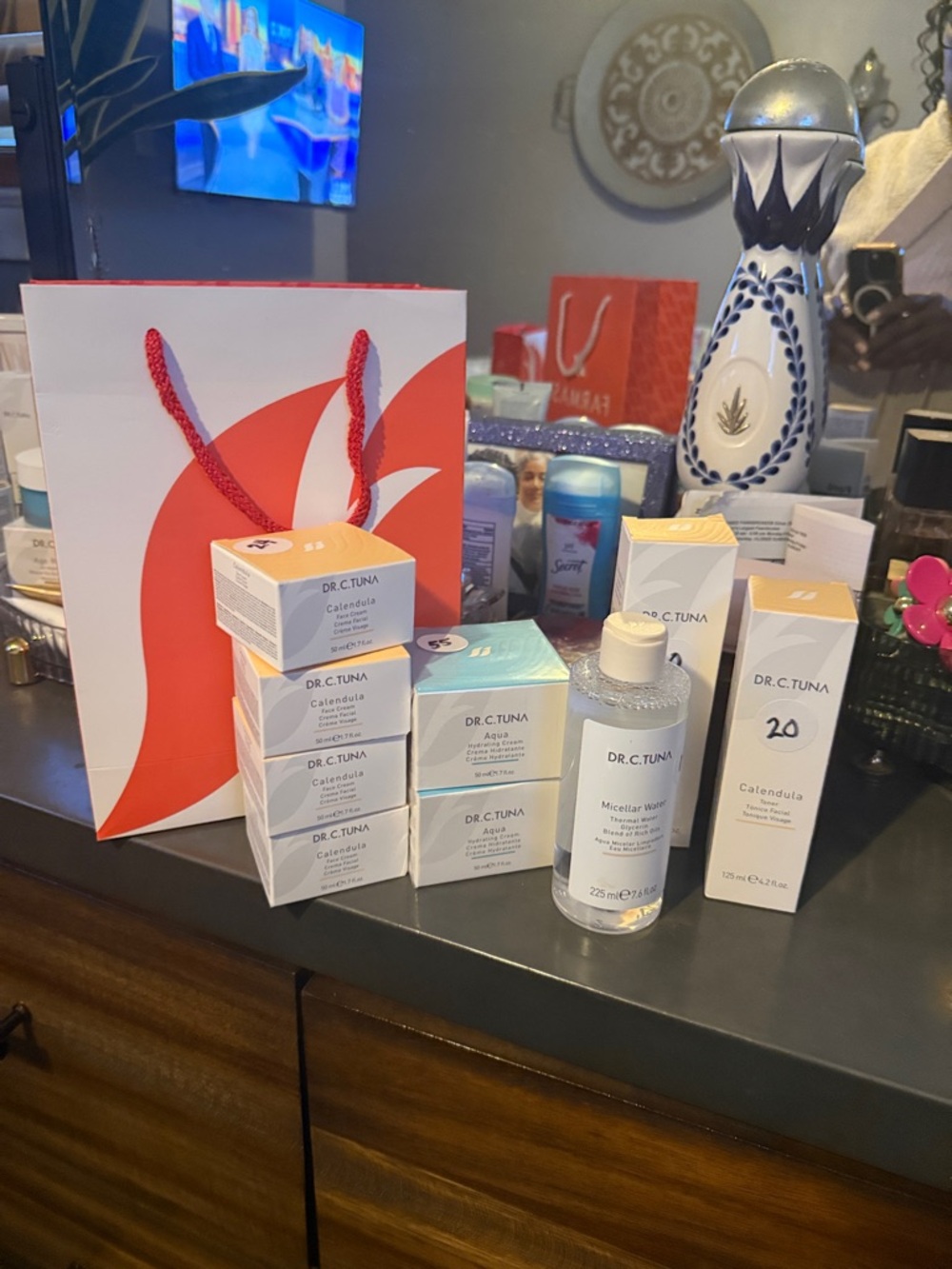 Farmasi Skincare Set in White and Orange Packaging